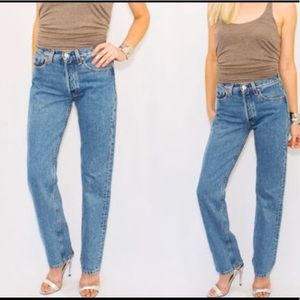 VINTAGE LEVI'S Button Fly 30x32 501 Mom Jeans